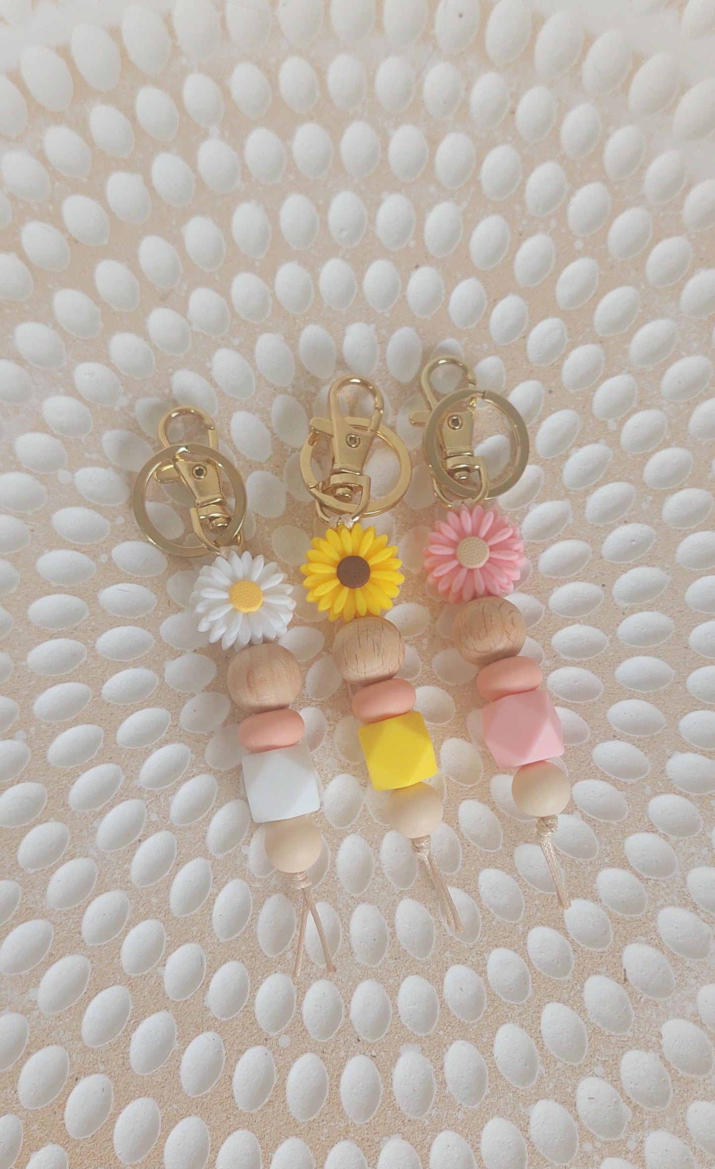 Daisy Silicone Bead Keychain